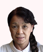 山田　助手
